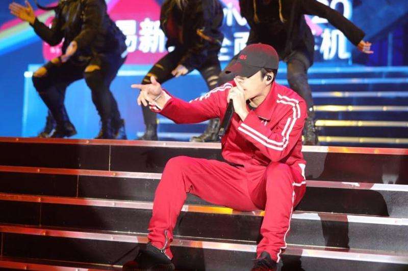 嘉尔在ins上的粉丝群体